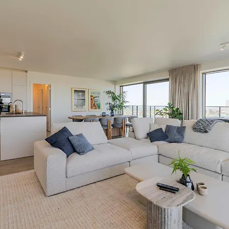 Sky Tower Ii - Modern With Panoramic Views Apartmán Ostende