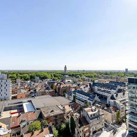 Sky Tower Ii - Modern With Panoramic Views *